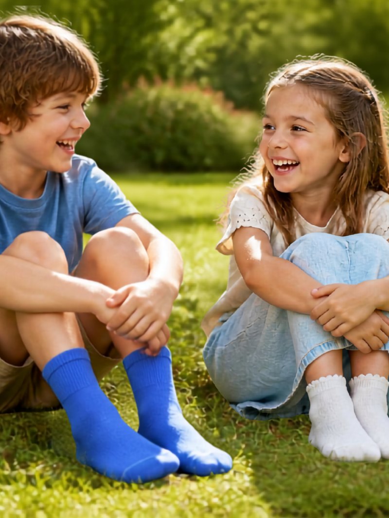 Kids' socks